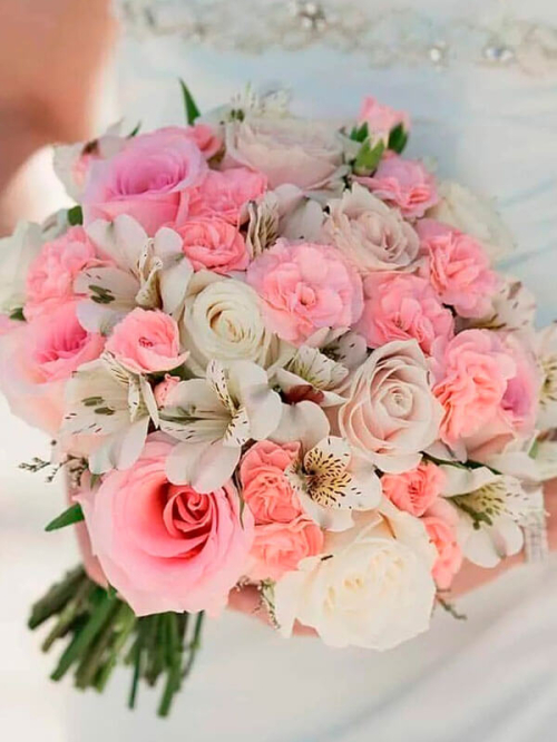 Бело - розовый свадебный букет